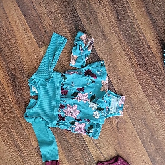 3m Carter's girl clothes - Picture 4 of 4